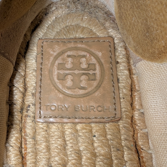 Tory Burch Cream Bird Espadrilles with Colorful Swan Design - Picture 4 of 9